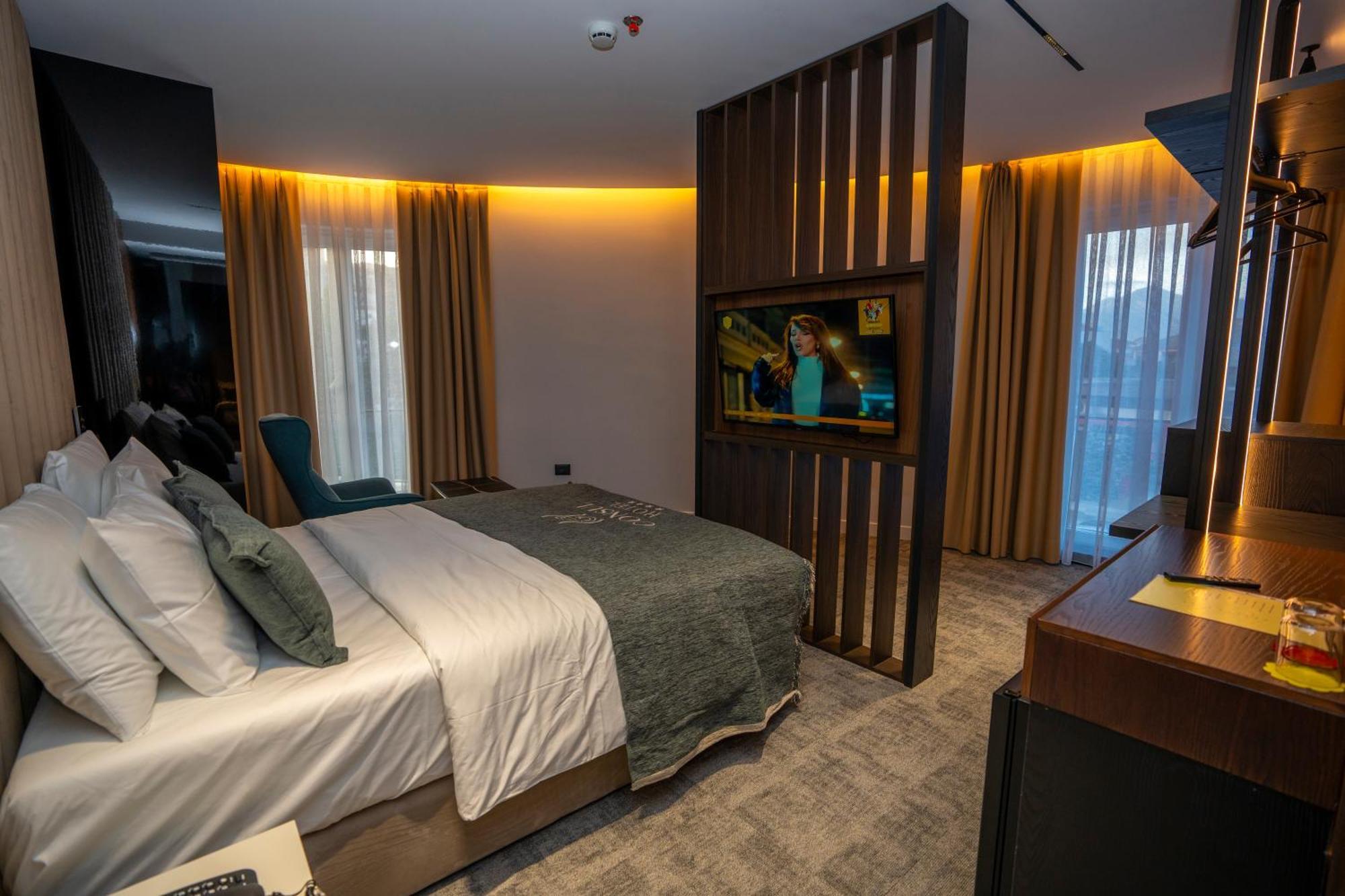 Hotel Consul Shkoder Luaran gambar