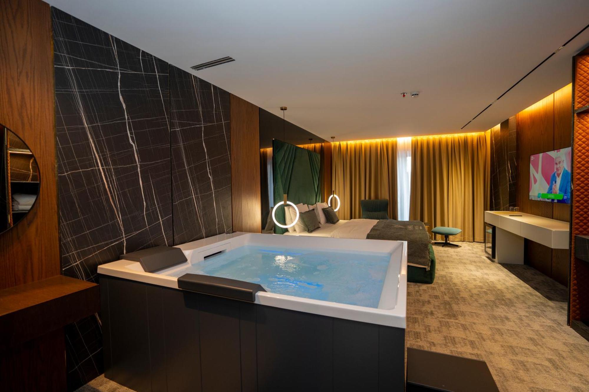Hotel Consul Shkoder Luaran gambar